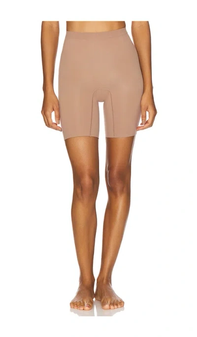 Spanx Sculpt Seamless Power Short In Brown