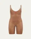 Spanx Thinstincts 2.0 Firm Control Open-bust Bodysuit In Cafe Au Lait