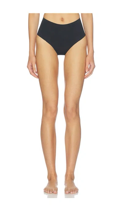 Spanx Supersmooth Undie-tectable 26 Rise Thong In Very Black