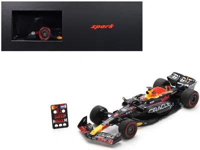 Spark Red Bull Racing Rb19 #1 Max Verstappen "oracle" Winner Formula One F1 "british Gp" (2023) With Pit B In Multi
