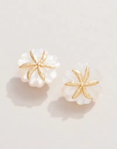 Spartina 449 Carved Flower Stud Earrings In Green