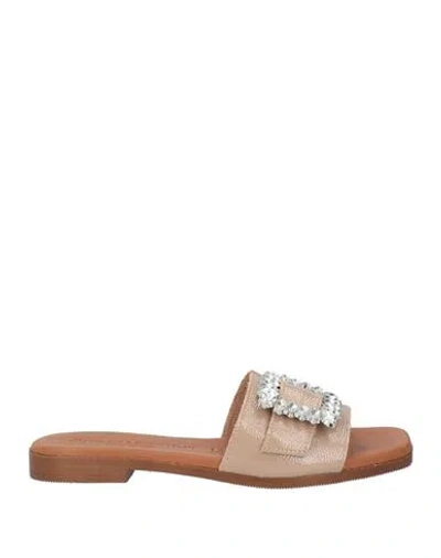 Sparwoman Woman Sandals Light Brown Size 6 Leather