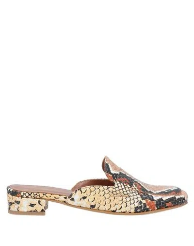 Spaziomoda Woman Mules & Clogs Brown Size 6 Soft Leather