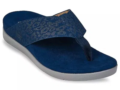 Spenco Women's Hampton Flip Flop In Cheetah/navy In Blue