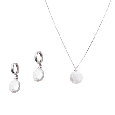 Spero London Women's Baroque Flat Pearl Pendant Necklace & Earring Sterling Silver Set - Silver