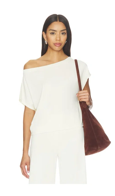 Spiritual Gangster Asha 원숄더 탑 In White