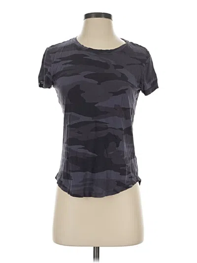 Pre-owned Splendid Active T-shirt In Gray