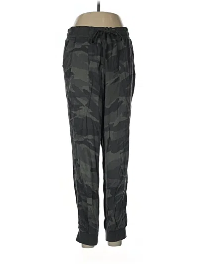 Pre-owned Splendid Casual Pants In Green