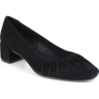 Splendid Jade Suede Pump In Black