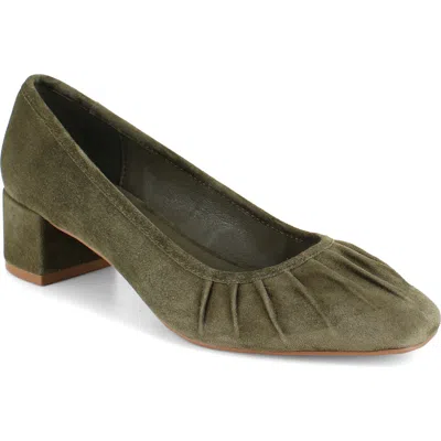 Splendid Jade Suede Pump In Green