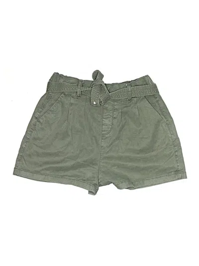 Pre-owned Splendid Khaki Shorts In Green