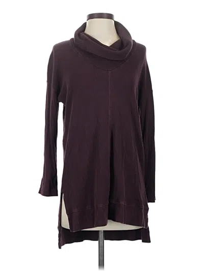 Pre-owned Splendid Long Sleeve Turtleneck In Burgundy