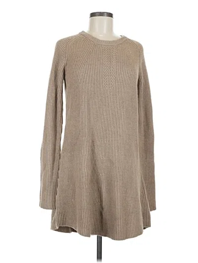 Pre-owned Splendid Pullover Sweater In Tan