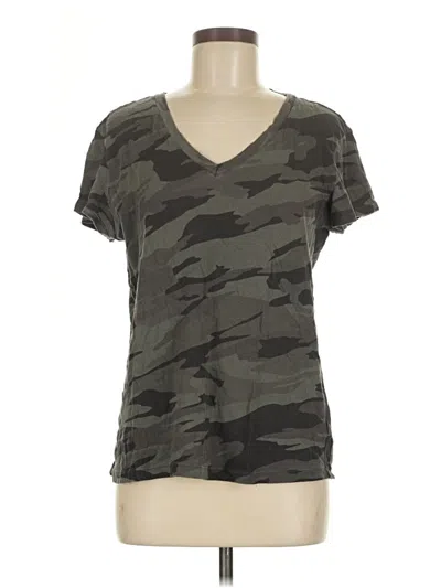 Pre-owned Splendid Short Sleeve T-shirt In Green