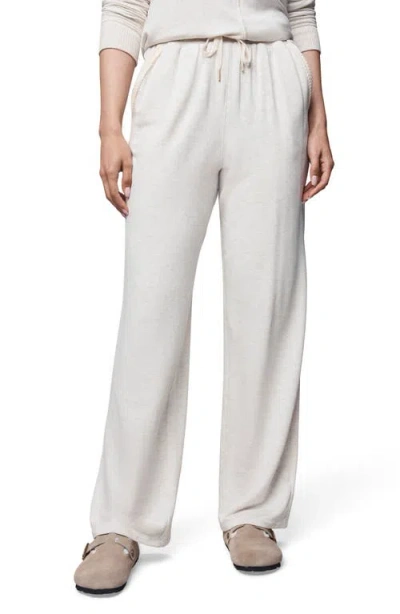 Splendid Supersoft Trim Pants In Pale Oak Heather In White