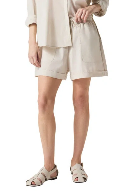 Splendid X @cellajaneblog Pull-on Poplin Shorts In Pearl/white