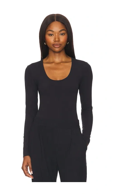 SPLITS59 AIRWEIGHT SCOOP NECK BODYSUIT