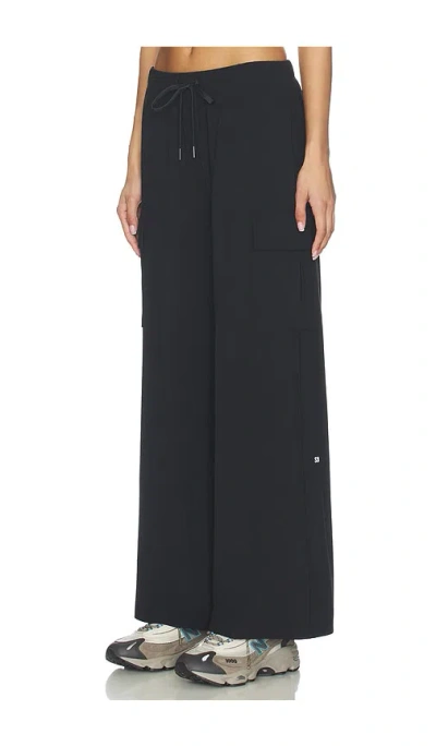 Splits59 Alex Airweight Cargo Pant In Black