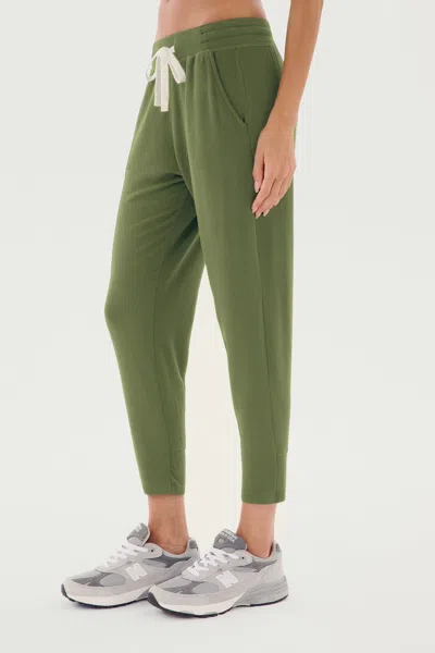 Splits59 Reena Fleece 7/8 Sweatpant In Green