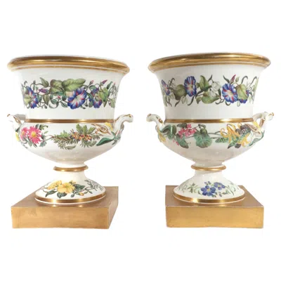 Pre-owned Spode Botanical Porcelain Urns- A Pair From The Lubbock Family Service In Sand