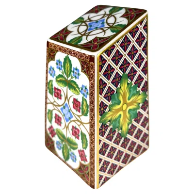 Pre-owned Spode Wild Rose And Tile, English  Bone China Paperweight In Red