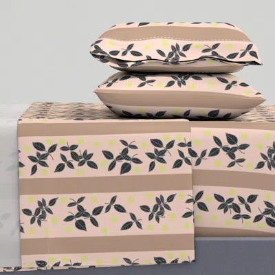 Spoonflower Betty Leaves In Peach Full Sheet Set