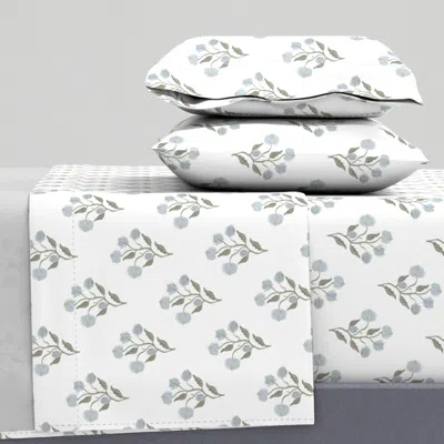 Spoonflower Fab Blue Florals On White (xs) King Sheet Set