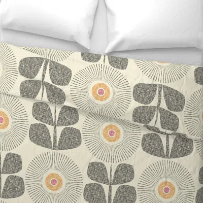 Spoonflower Gira Vs2 - X Large Wide Cotton Sateen 3.5 oz 26" X 20" Standard Knife Edge