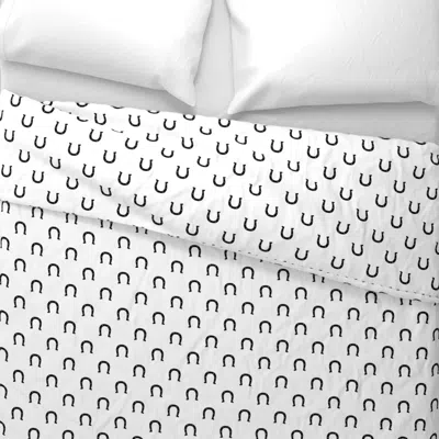 Spoonflower Horseshoe Pattern Black On White Wide Cotton Sateen 3.5 oz 26" X 20" Standard Knife Edge