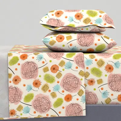 Spoonflower Mc_pom_pom_pink_ Full Sheet Set