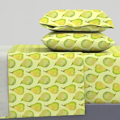 Spoonflower Medium Bartlett Pears On Light Green Queen Sheet Set