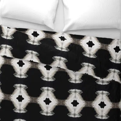 Spoonflower Noir Ciel Avec Les Nuages Wide Cotton Sateen 3.5 oz 26" X 20" Standard Knife Edge