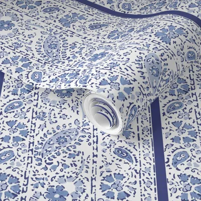 Spoonflower Pre-pasted Wallpaper Tablecloth Border Karen 2' X 12' Removable