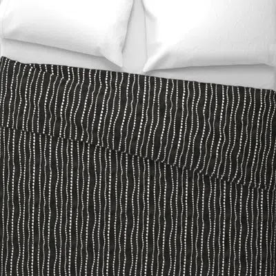 Spoonflower Scalloped Stripe In Black And White Small Wide Cotton Sateen 3.5 oz 26" X 20" Standard Knife Edge