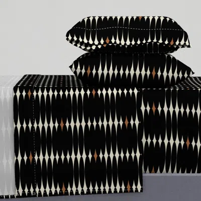 Spoonflower Stacked Lt Linen/black/terracotta Full Sheet Set