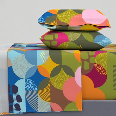 Spoonflower Summertime / Large Scale King Sheet Set