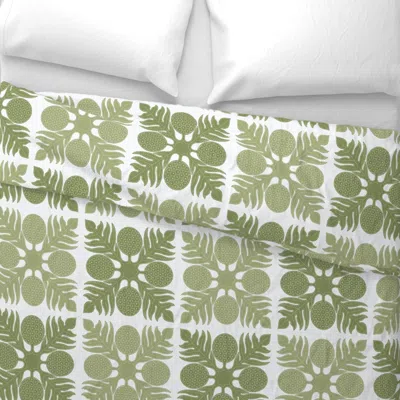 Spoonflower Ulu Quilt Dark And Light Sage White Background Wide Cotton Sateen 3.5 oz 26" X 20" Standard Knife Ed