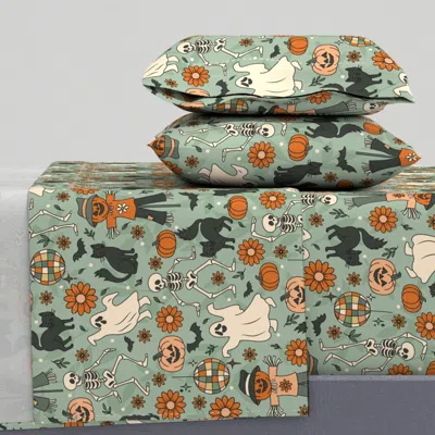 Spoonflower Vintage Halloween Disco Queen Sheet Set