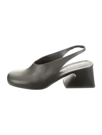 Pre-owned Sportmax Leather Slingback Pumps In Green