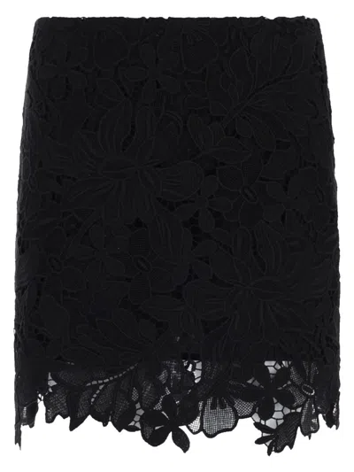 Sportmax Sporty Macramé Mini Skirt In Slim Fit In Black