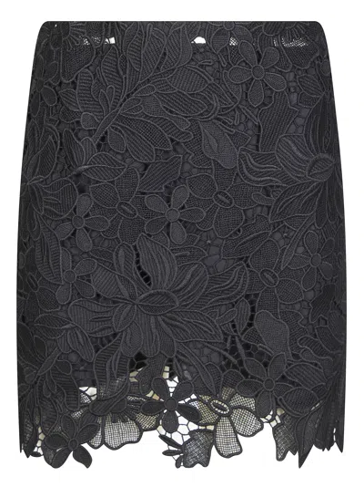 Sportmax Spxbora Scalloped Floral Lace Mini Skirt In Black