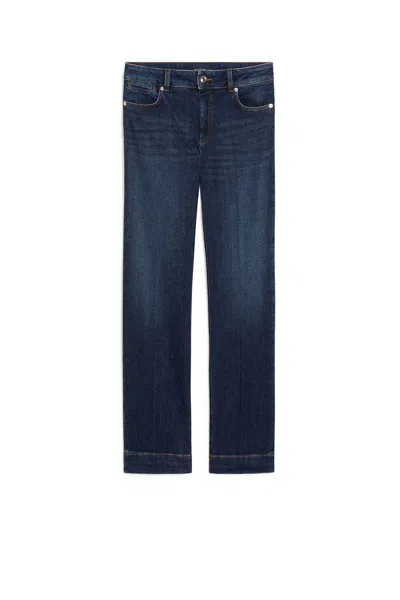 Sportmax Perfect Fit Stretch Denim Crop Jeans In Blue