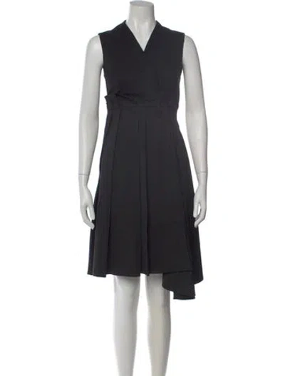 Pre-owned Sportmax Virgin Wool Knee-length Dress In Black
