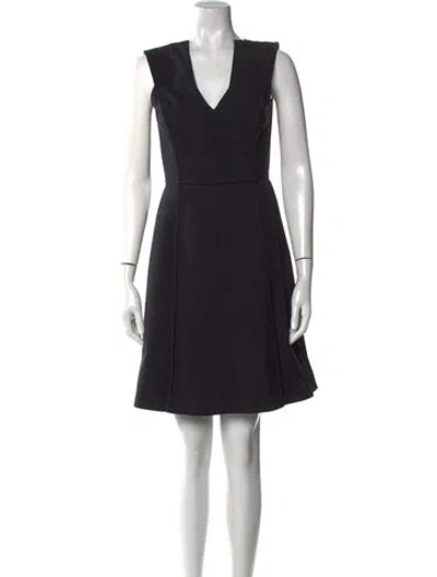 Pre-owned Sportmax V-neck Knee-length Dress In Black