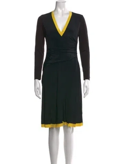 Pre-owned Sportmax V-neck Knee-length Dress In Black