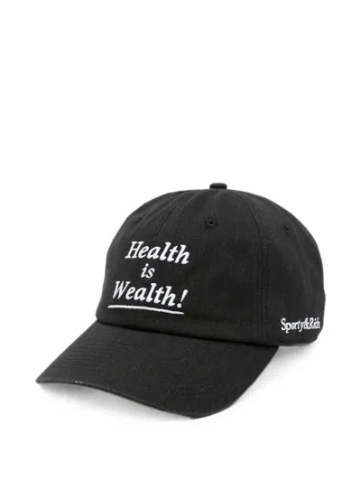 Sporty And Rich 로고 자수 베이스볼 캡 모자 In Black