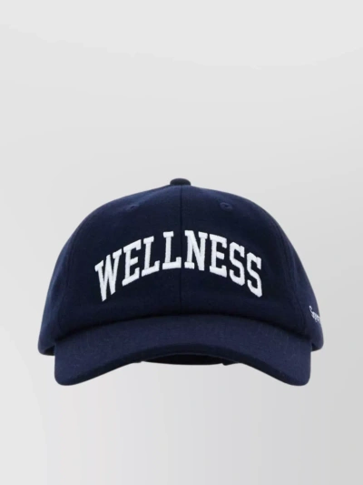 Sporty And Rich Curved Brim Ivy Cap With Embroidered Text In Blue