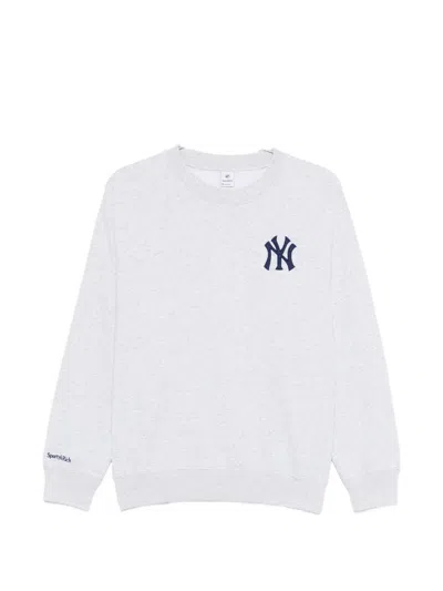 Sporty And Rich Embroidered Sweatshirt In White