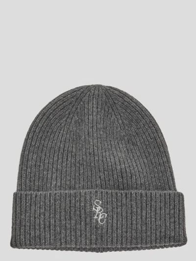 Sporty And Rich Sporty & Rich Src Logo Embroidered Beanie In Grey