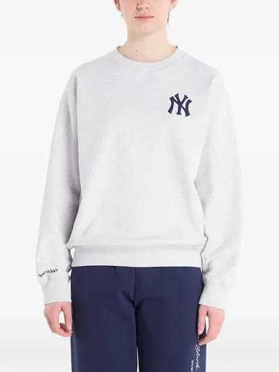 Sporty And Rich Heritage Yankees Serif Sweatshirt In Gray